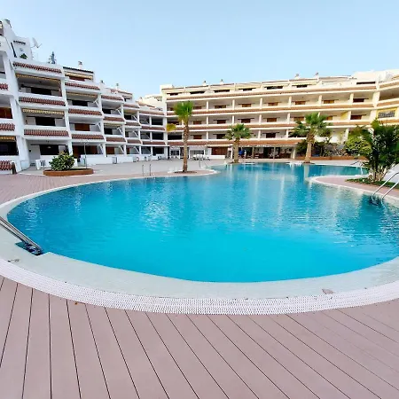 Apartment 2 Bedrooms Heatedpool Aircon Los Cristianos